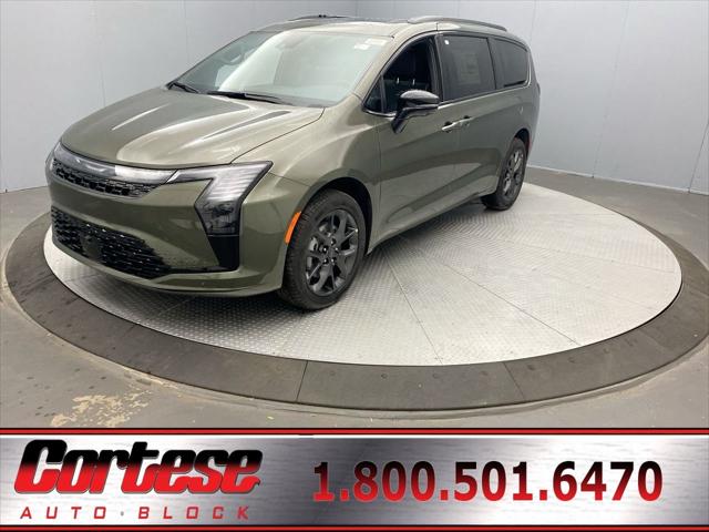 2027 Chrysler Pacifica Limited AWD for sale in Rochester, NY