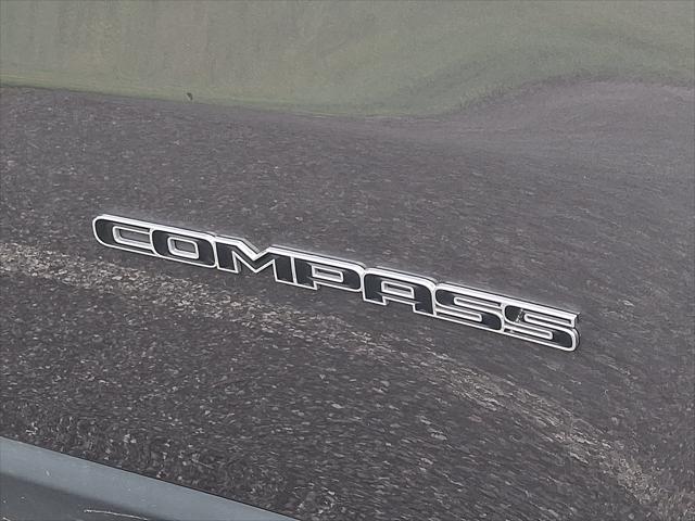 2024 Jeep Compass Latitude 4x4 2024 Jeep Compass Latitude 4x4