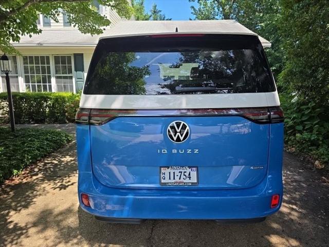 2025 Volkswagen ID. Buzz 1st Edition with 4MOTION 2025 Volkswagen ID. Buzz 1st Edition with 4MOTION