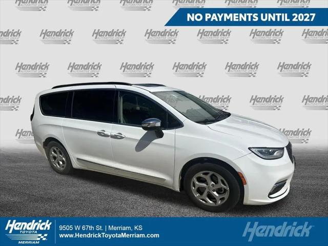 2023 Chrysler Pacifica Limited for sale in Merriam, KS