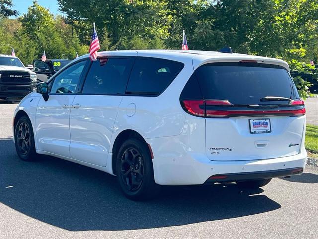 2024 Chrysler Pacifica Hybrid S Appearance Pkg 2024 Chrysler Pacifica Hybrid S Appearance Pkg
