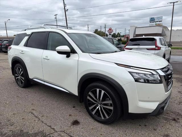 2023 Nissan Pathfinder Platinum 4WD for sale in Zainesville, OH