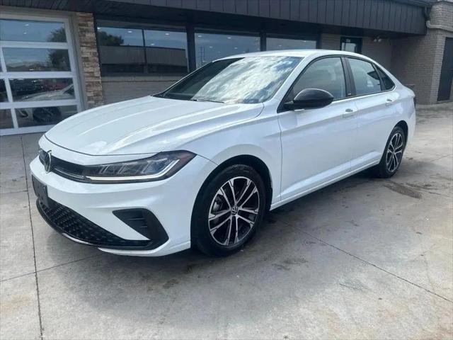 2025 Volkswagen Jetta 1.5T Sport for sale in Somerset, WI