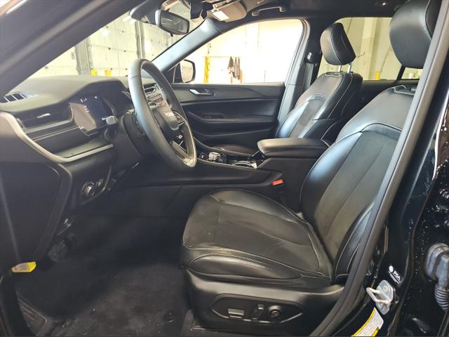 Used 2023 Jeep Grand Cherokee Altitude 4x4 For Sale in Olive Branch, MS