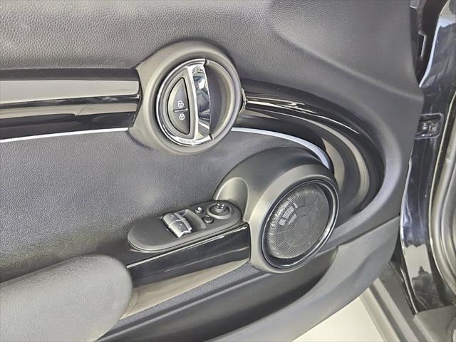 2024 MINI SE Hardtop Cooper