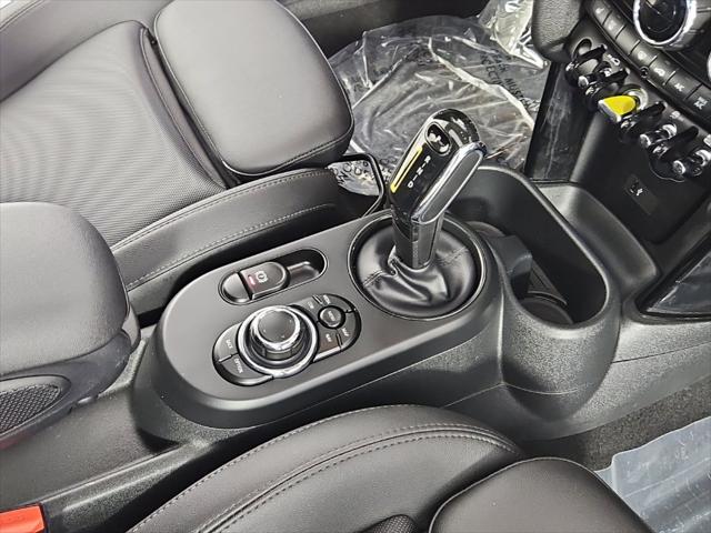 2024 MINI SE Hardtop Cooper