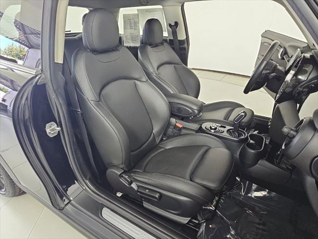 2024 MINI SE Hardtop Cooper