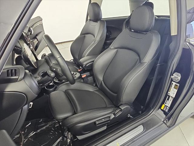 2024 MINI SE Hardtop Cooper