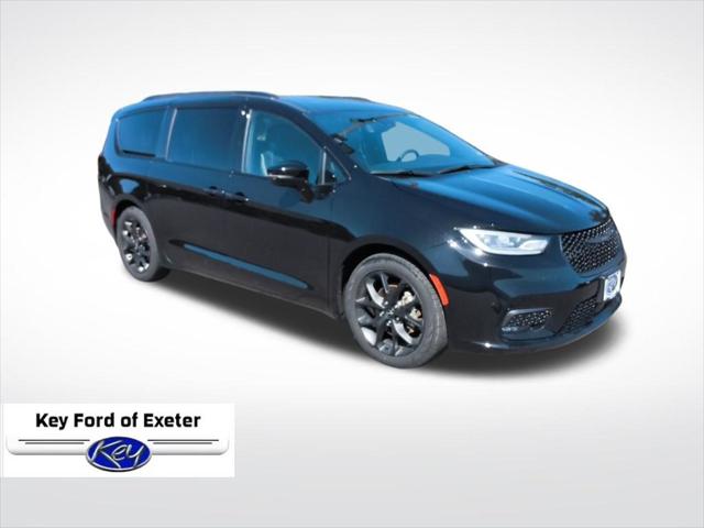 2025 Chrysler Pacifica Limited for sale in Exeter, PA