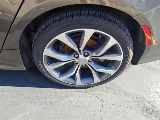 2015 Chrysler 200 C