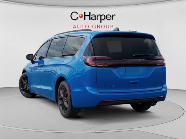 2027 Chrysler Pacifica PACIFICA LIMITED