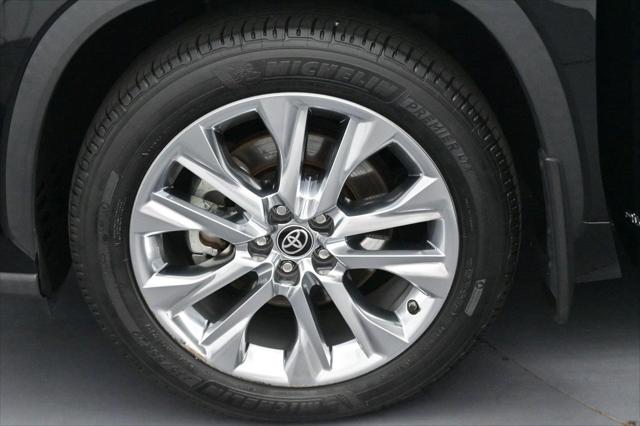 2023 Toyota Highlander Hybrid Limited