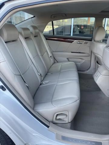 2008 Toyota Avalon XLS