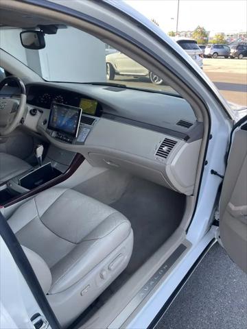 2008 Toyota Avalon XLS