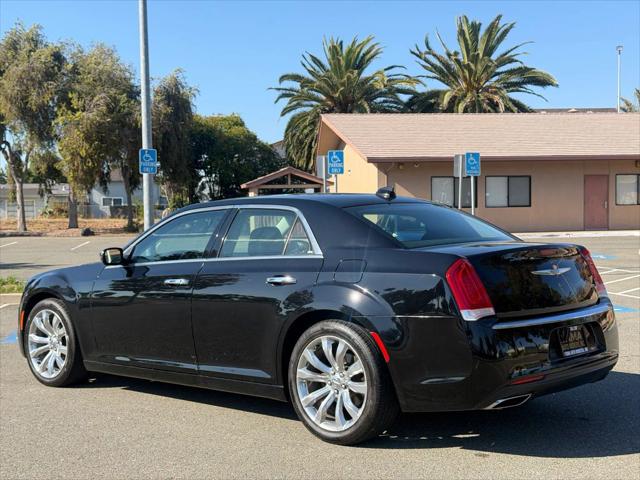 2017 Chrysler 300 300C Sedan 4D