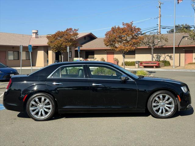 2017 Chrysler 300 300C Sedan 4D