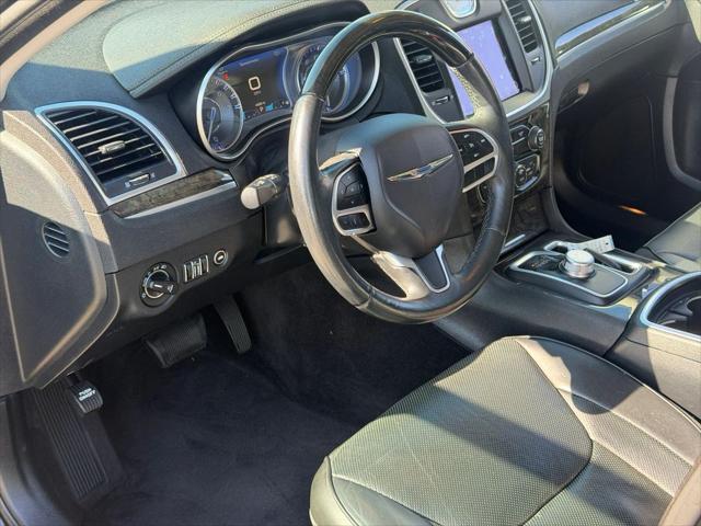 2017 Chrysler 300 300C Sedan 4D