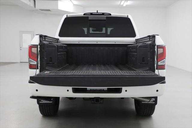 2024 Nissan Titan Crew Cab Platinum Reserve 4x4