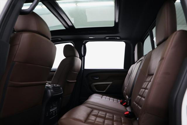 2024 Nissan Titan Crew Cab Platinum Reserve 4x4