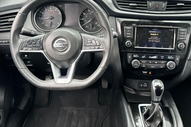 2020 Nissan Rogue SV FWD