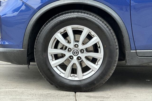 2020 Nissan Rogue SV FWD
