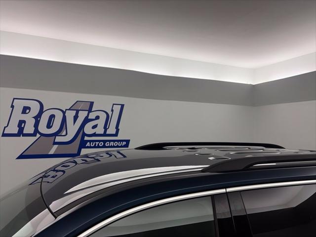 Used 2023 Chevrolet Traverse AWD LT Cloth For Sale in Cortland, NY