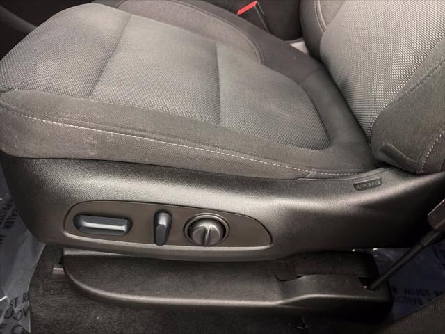 Used 2023 Chevrolet Traverse AWD LT Cloth For Sale in Cortland, NY