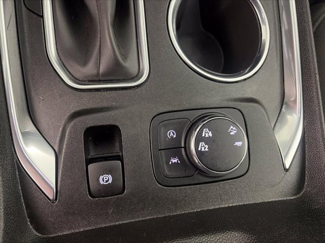 Used 2023 Chevrolet Traverse AWD LT Cloth For Sale in Cortland, NY