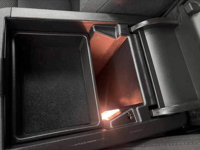 Used 2023 Chevrolet Traverse AWD LT Cloth For Sale in Cortland, NY