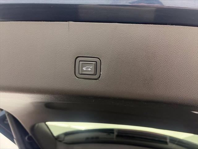 Used 2023 Chevrolet Traverse AWD LT Cloth For Sale in Cortland, NY