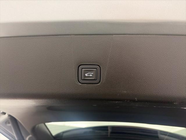 Used 2023 Chevrolet Traverse AWD LT Cloth For Sale in Cortland, NY