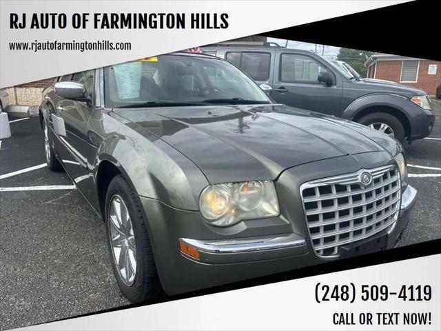 2008 Chrysler 300 Hemi for sale in Farmington Hills, MI