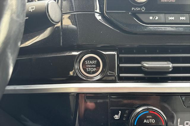 2022 Nissan Pathfinder SV 2WD