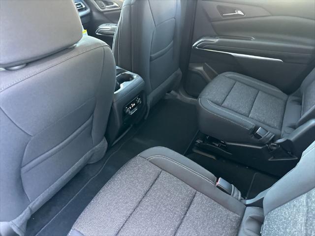 2027 Chevrolet Traverse FWD LT