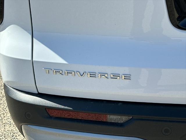 2027 Chevrolet Traverse FWD LT