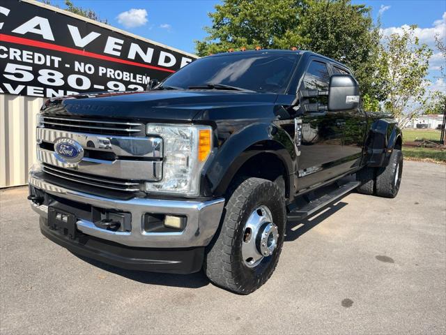 2017 Ford F-350 LARIAT