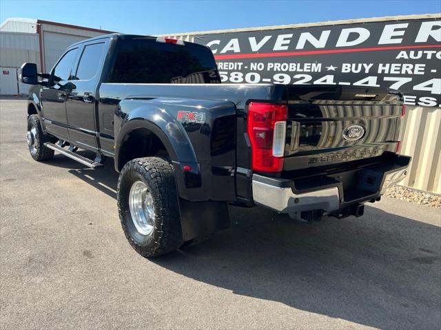 2017 Ford F-350 LARIAT