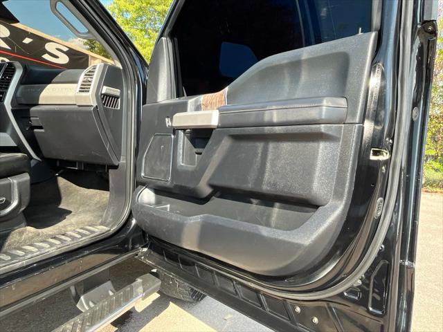 2017 Ford F-350 LARIAT