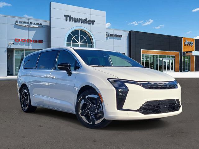 2027 Chrysler Pacifica Limited for sale in Bartow, FL