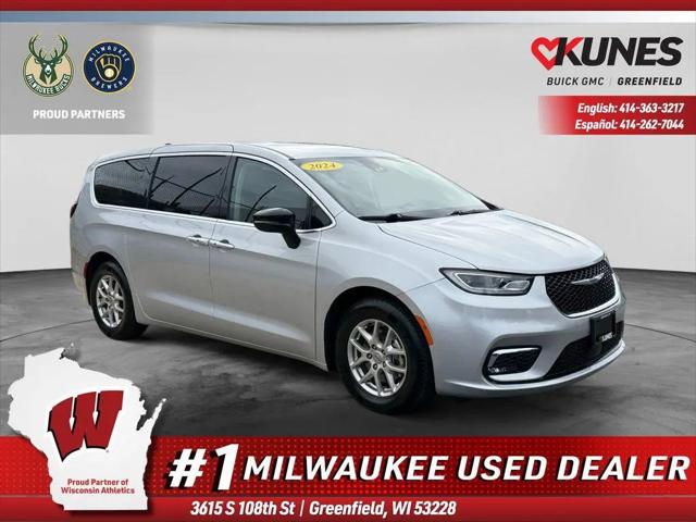 2024 Chrysler Pacifica Touring L for sale in Greenfield, WI