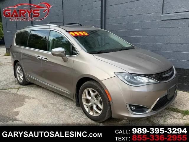 2017 Chrysler Pacifica Limited for sale in Saginaw, MI