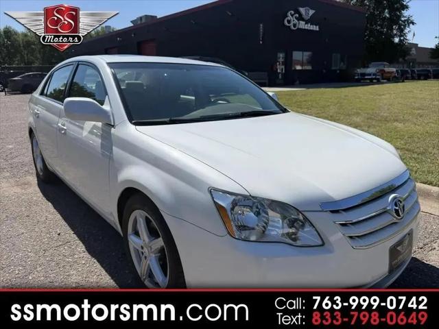 2005 Toyota Avalon XL for sale in Blaine, MN