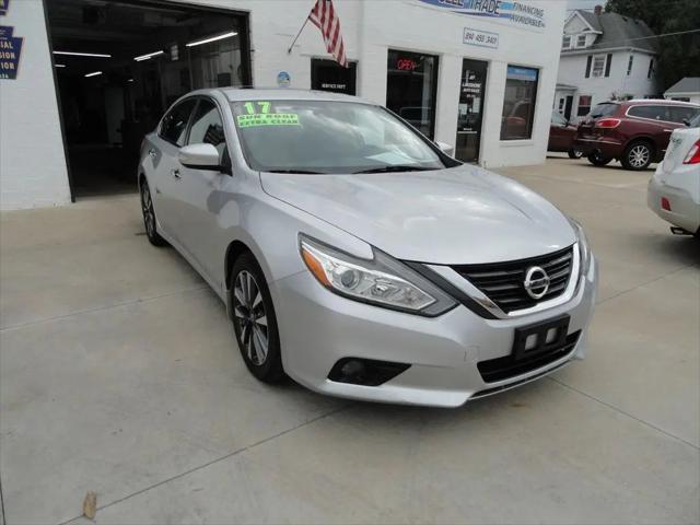 2017 Nissan Altima 2.5 SV for sale in Erie, PA