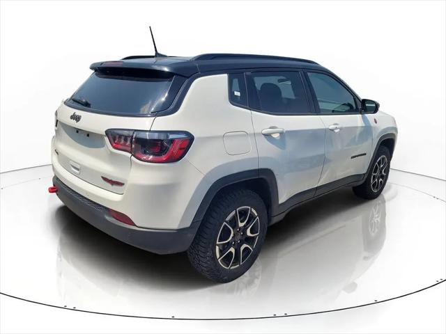 2025 Jeep Compass Trailhawk 4x4