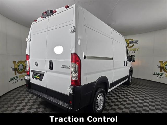 2025 Ram ProMaster 2500 Cargo Van Tradesman High Roof 136 WB w/Pass Seat