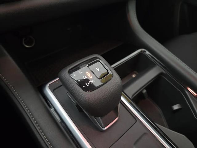 2024 Nissan Pathfinder SV 4WD
