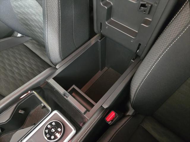 2024 Nissan Pathfinder SV 4WD