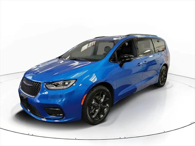 2026 Chrysler Pacifica Select for sale in Chicago, IL