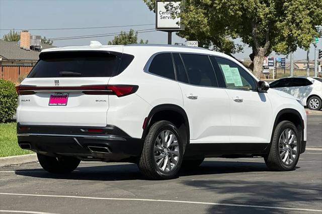 2025 Buick Enclave Preferred FWD