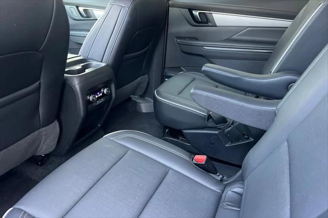 2025 Buick Enclave Preferred FWD